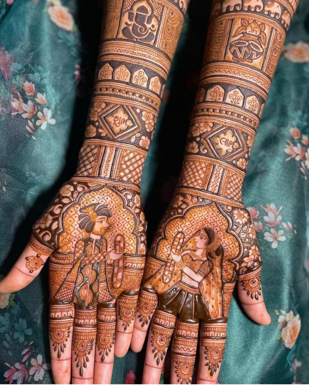 Designer Mehandi art by Ravi @ravi_mehendi_art_bellary For enquiries call  📱 :7412936342 .. #ravimehendiartbellary #mehendi #artist… | Instagram